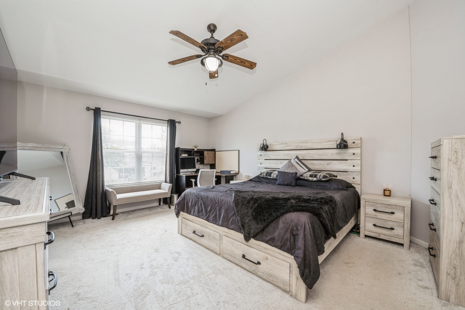 25644 Brooks Farm Road Round Lake, IL 60073 - Photo 8 of 22 Gallery Image 8