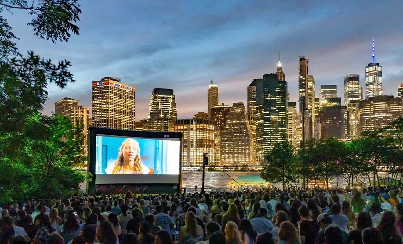 41-26 27th Street, Unit 3D Queens, NY 11101 - Photo 28 of 29 a view of building