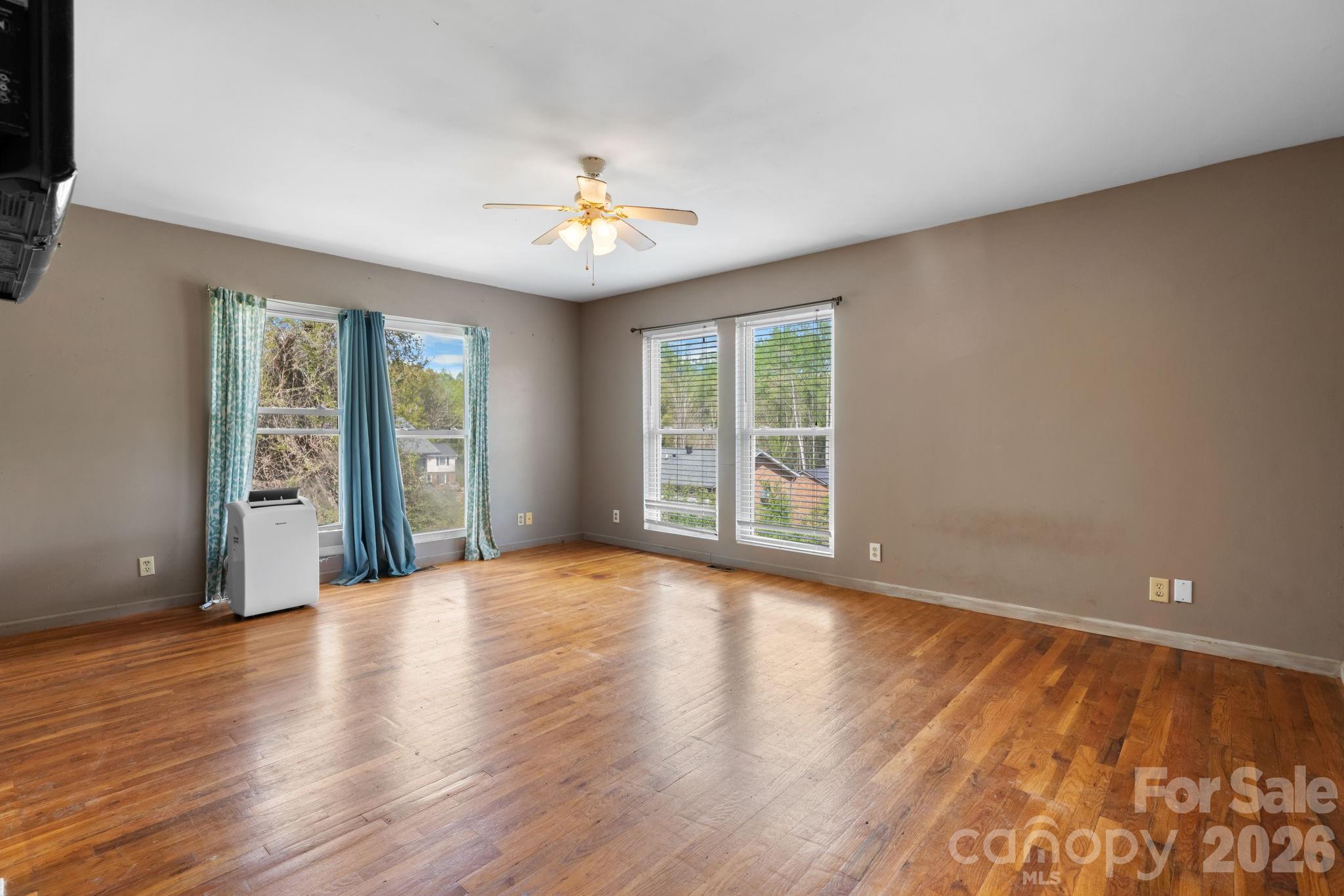 1604 4th Street Northeast Hickory, NC 28601 - Photo 16 of 46