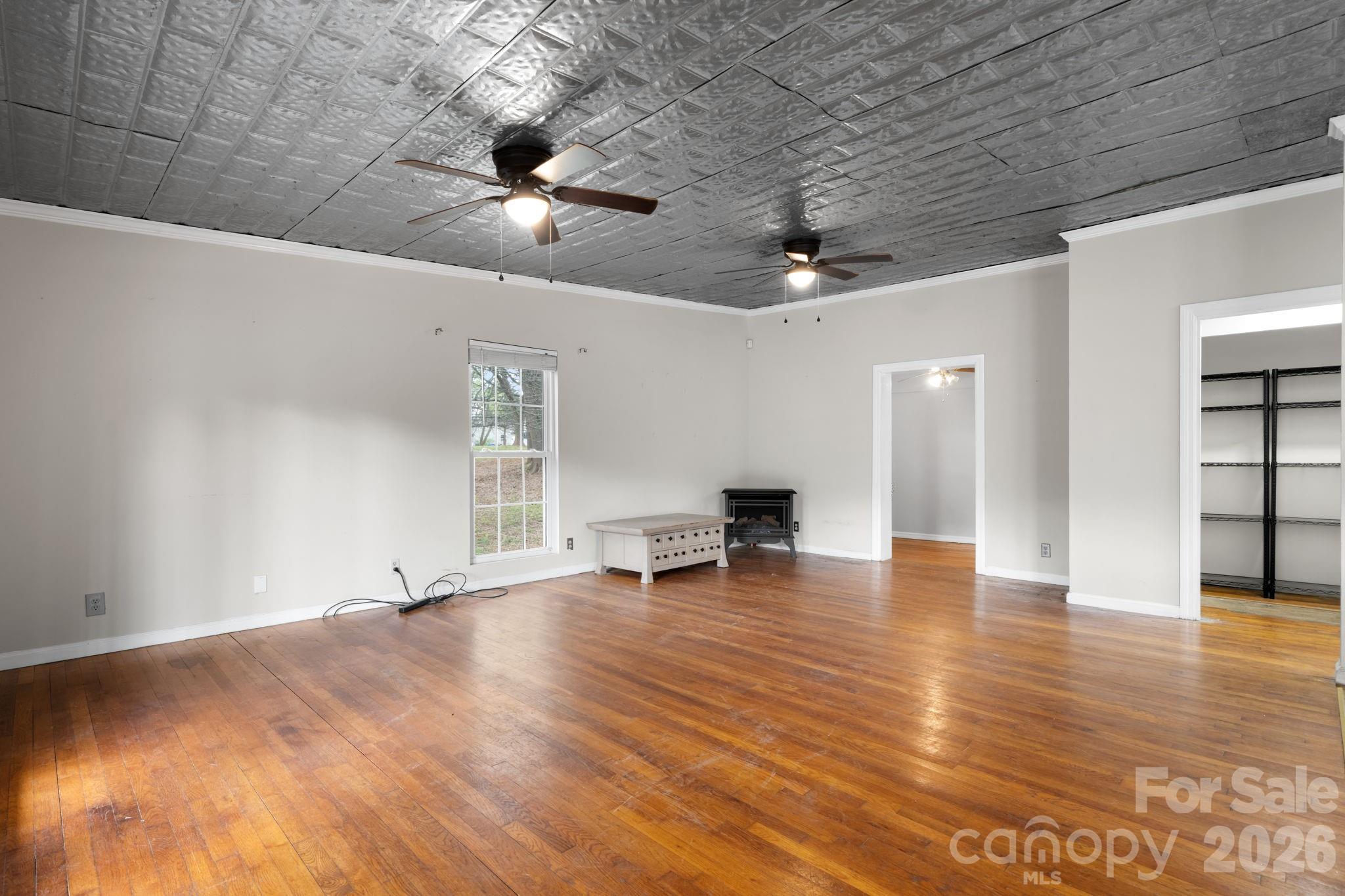 1604 4th Street Northeast Hickory, NC 28601 - Photo 9 of 46