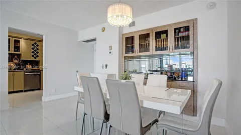 $445,000 | 100 Bayview Drive, Unit 1931, Sunny Isles Beach, FL 33160