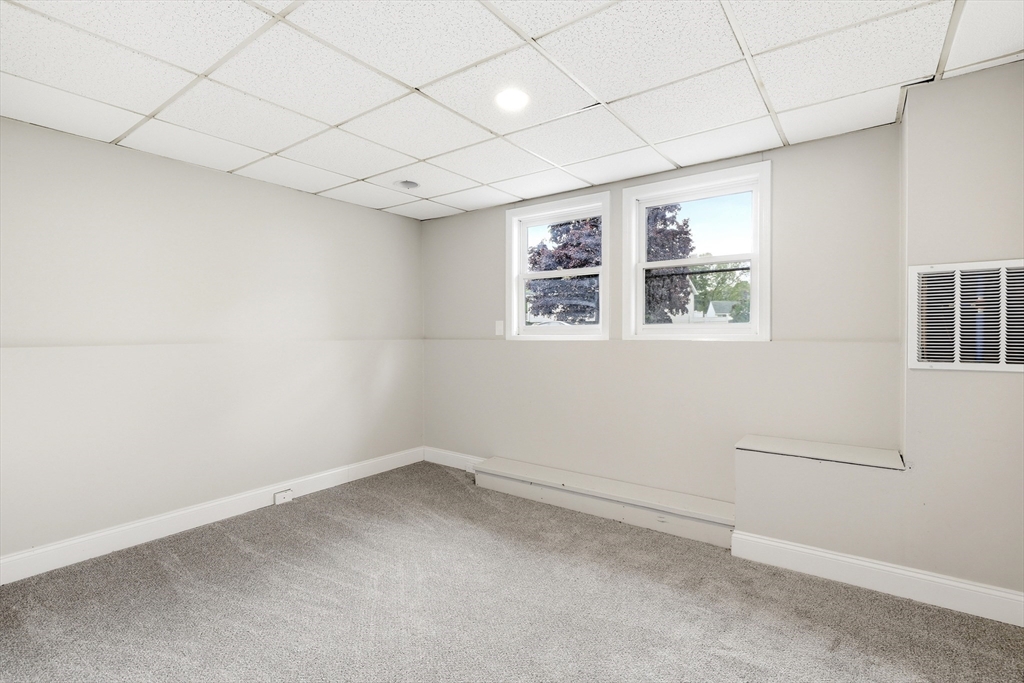 42 Amos Drive Springfield, MA 01118 - Photo 25 of 37