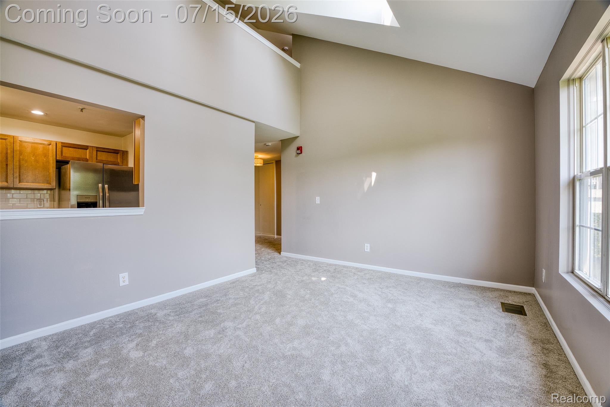 1159 Beaver Run Troy, MI 48083 - Photo 3 of 32 image-4.jpg