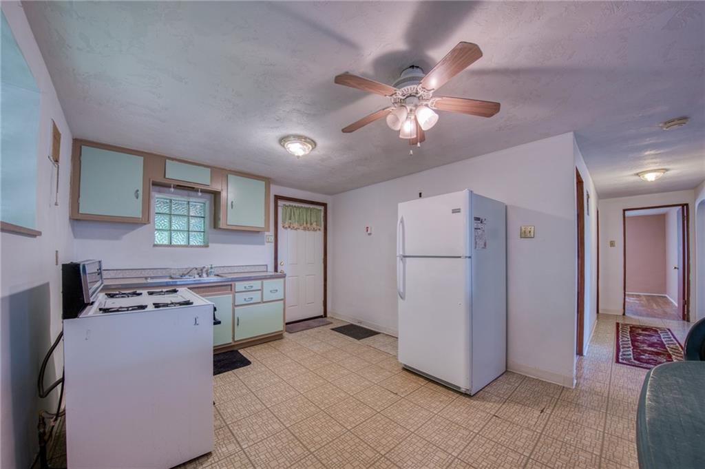 5614 Verona Road Verona, PA 15147 - Photo 20 of 34