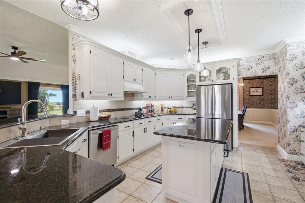 152 Fox Road Weatherford, TX 76088 - Photo 27 of 40