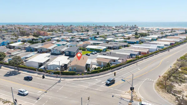 $750,000 | 5540 West 5th Street, Unit 21, Oxnard, CA 93035