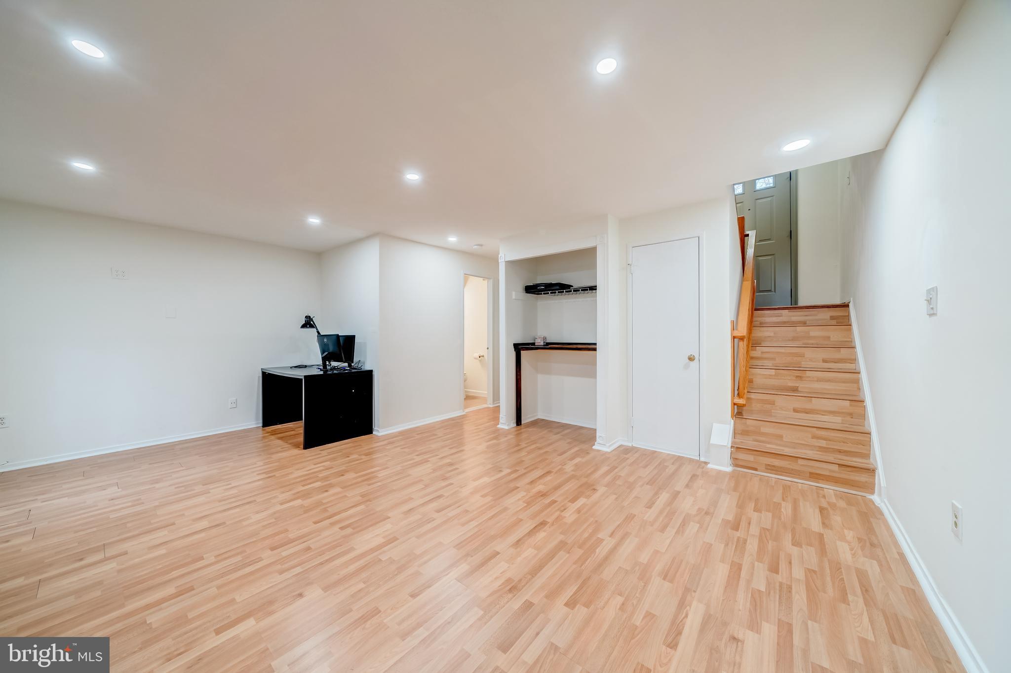 2350 Branleigh Park Court Reston, VA 20191 - Photo 30 of 41