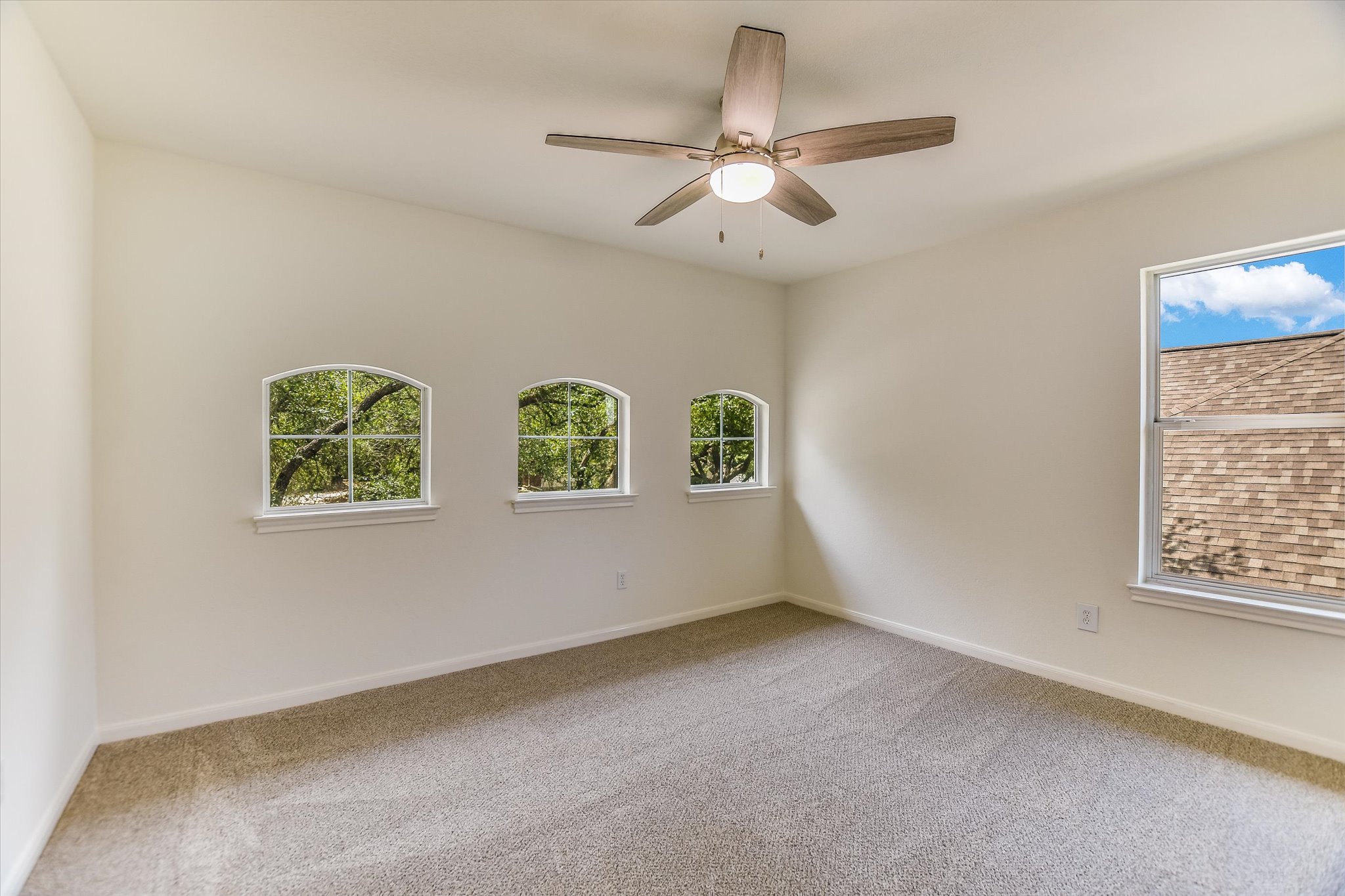 3517 Grimes Ranch Road Austin, TX 78732 - Photo 18 of 26 Upstairs Bedroom #3