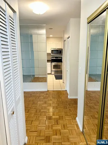 $450,000 | 1111 River Road, Unit E17, Edgewater, NJ 07020