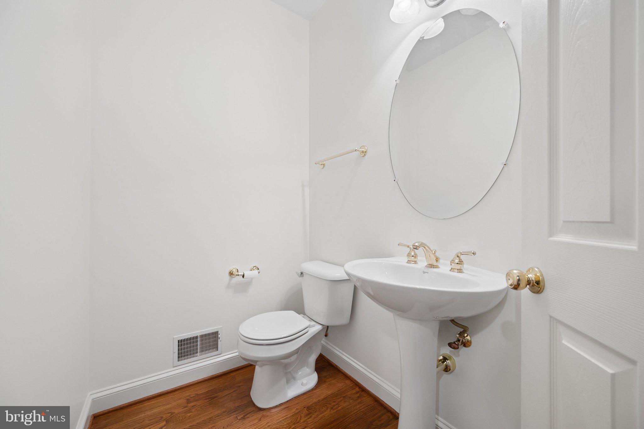2605 Mill Race Road Frederick, MD 21701 - Photo 54 of 125 Powder Room