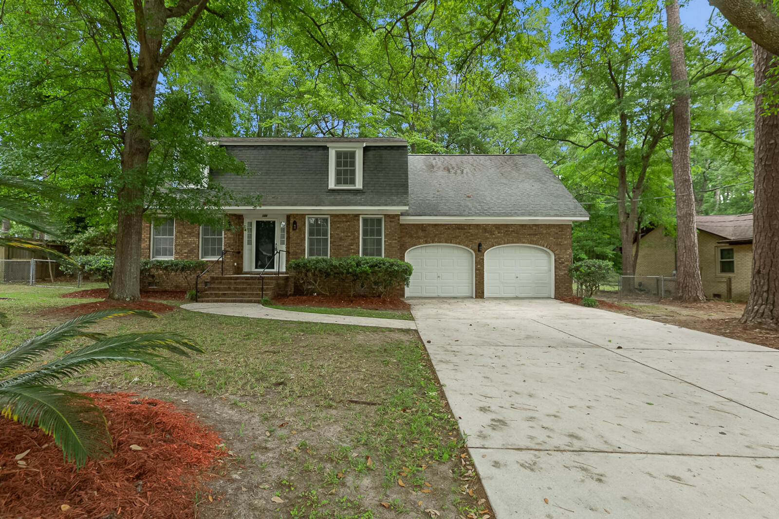 105 Spring Street Summerville, SC 29485 - Photo 2 of 35 105 Spring Street (2 of 35)