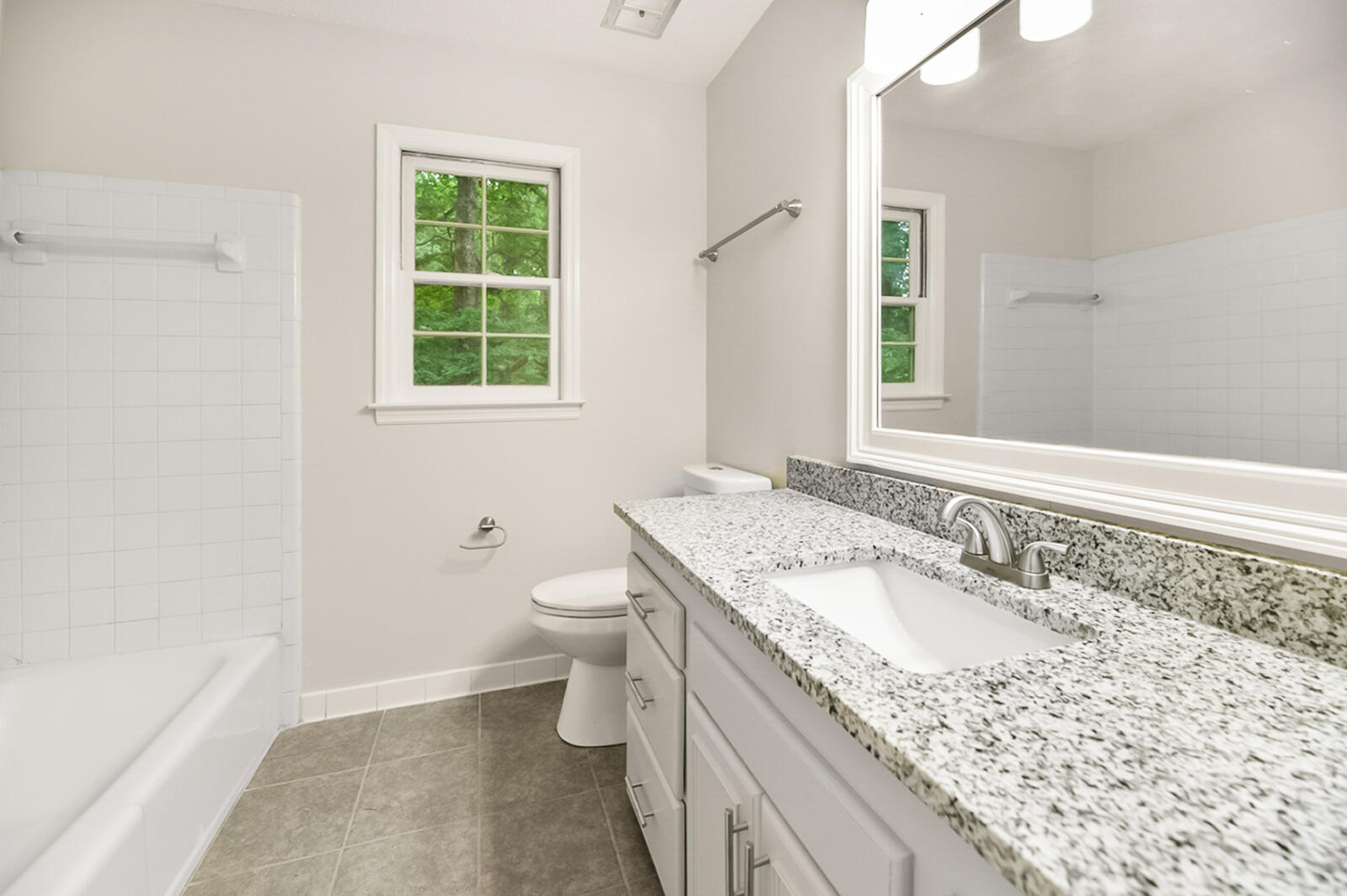 105 Spring Street Summerville, SC 29485 - Photo 26 of 35 105 Spring Street (21 of 35)