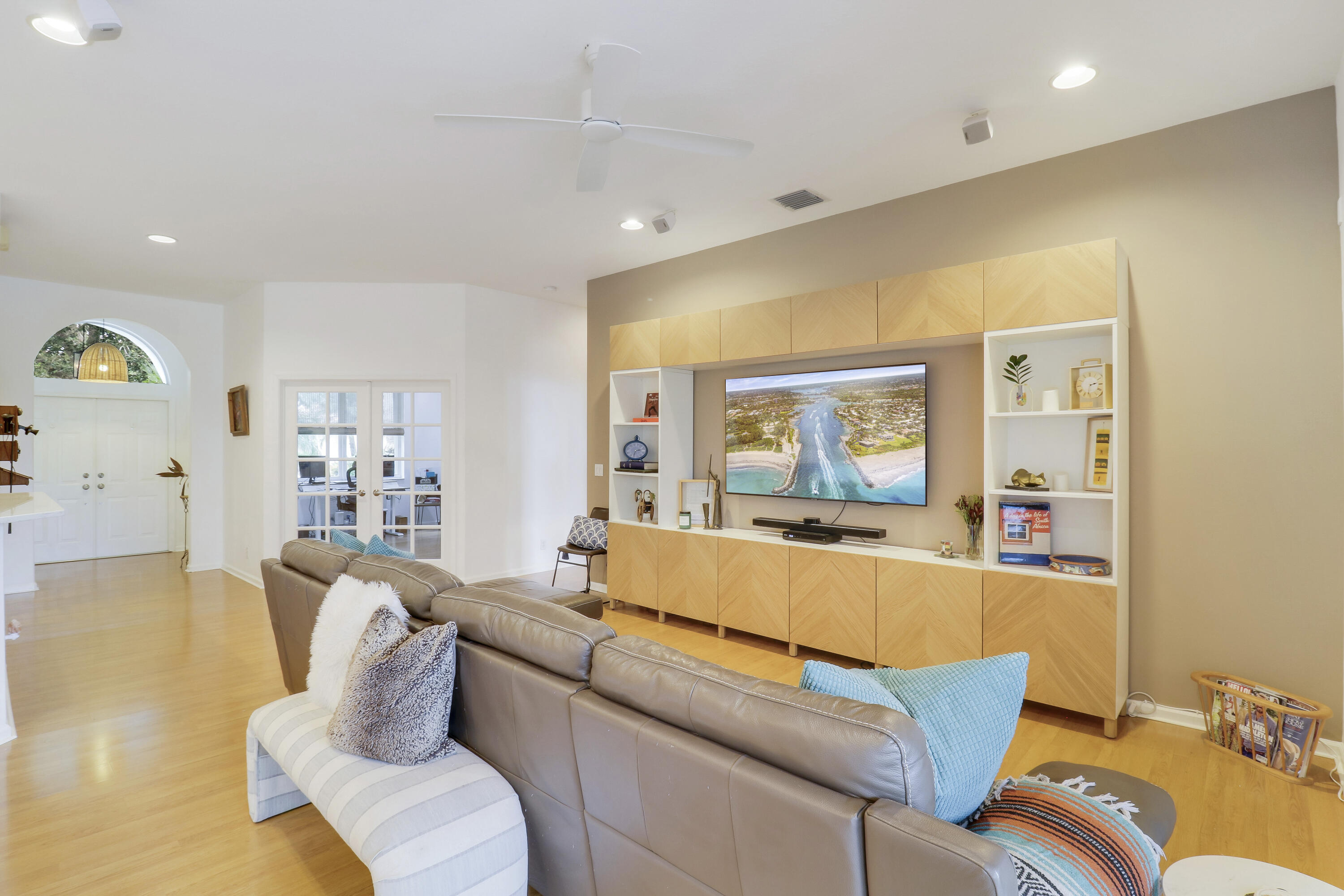 234 Sparrow Point Jupiter, FL 33458 - Photo 12 of 64 Interior w Den