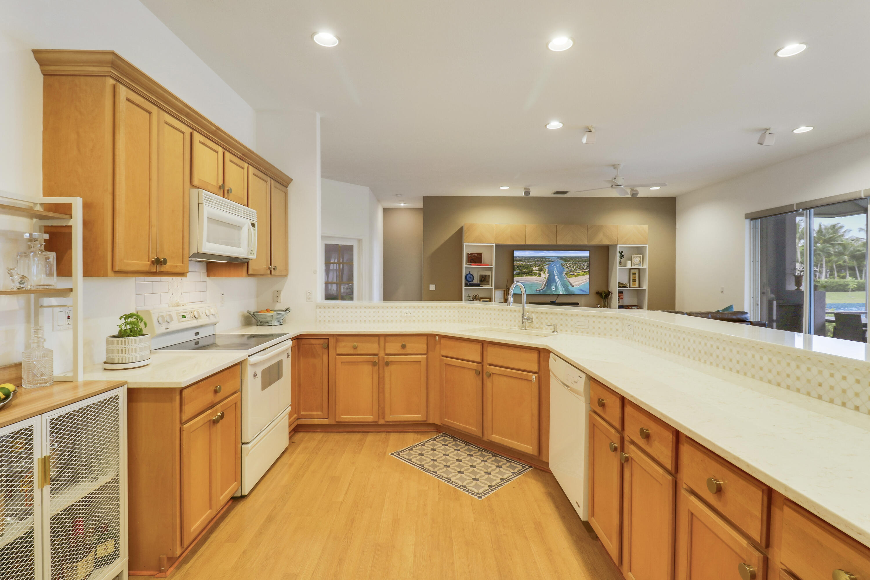 234 Sparrow Point Jupiter, FL 33458 - Photo 23 of 64 Kitchen III