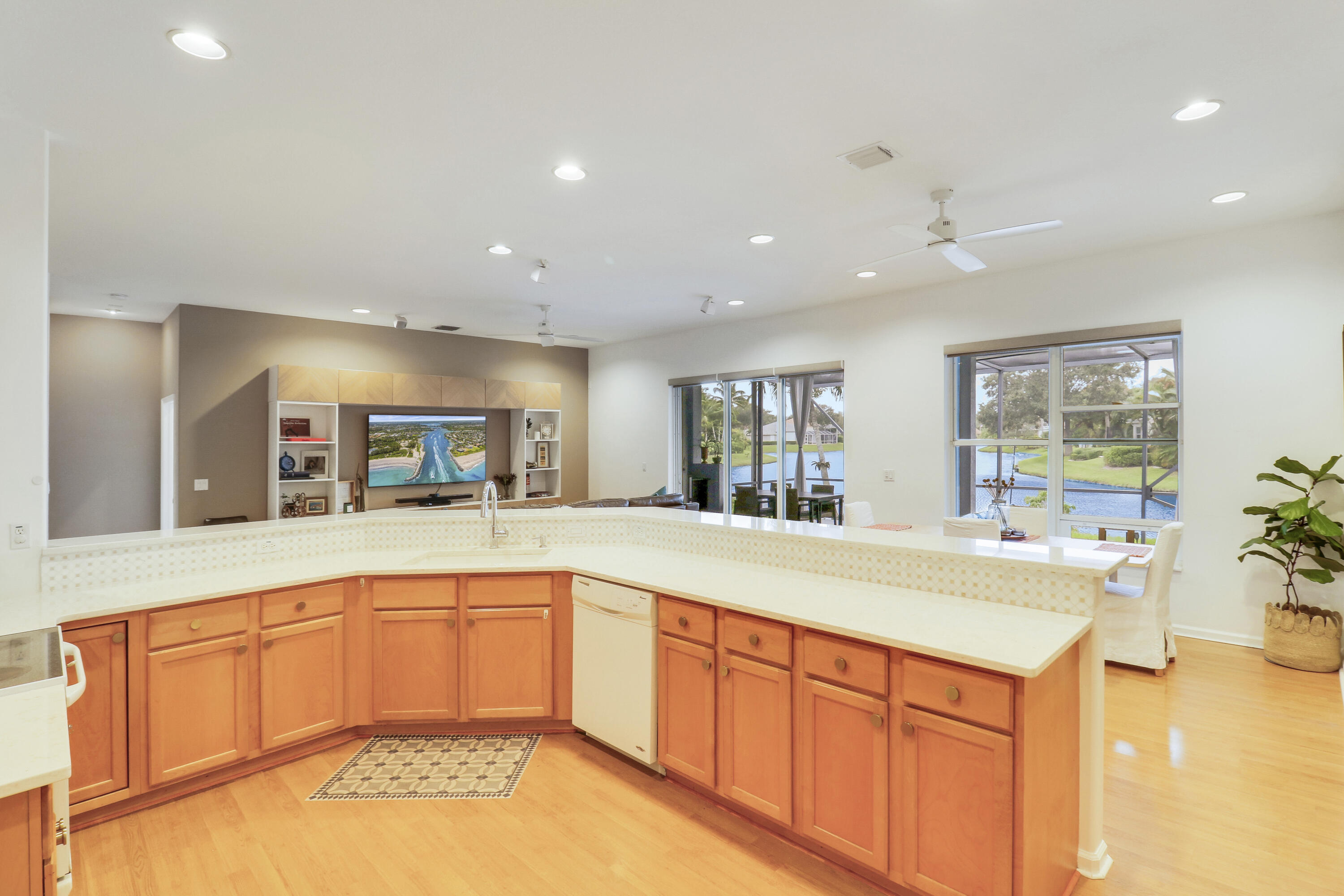 234 Sparrow Point Jupiter, FL 33458 - Photo 26 of 64 Kitchen