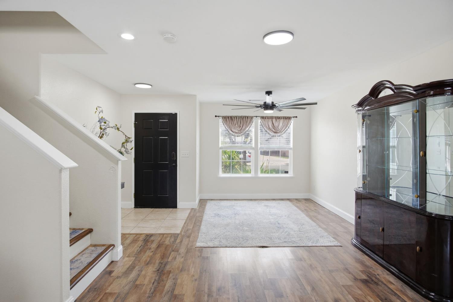 1175 Evening Star Drive Merced, CA 95348 - Photo 9 of 62