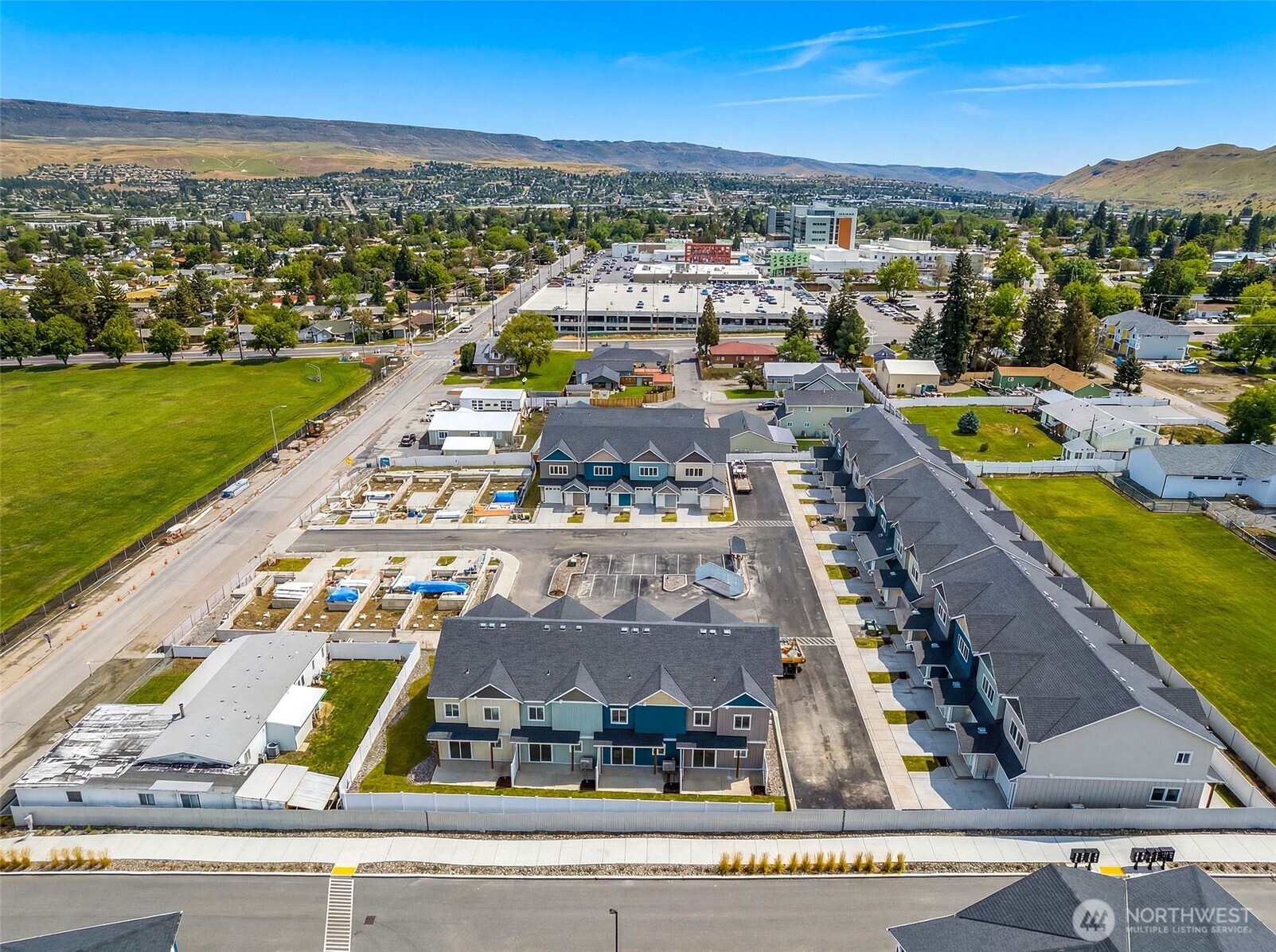 1075 Red Apple Road, Unit E18 Wenatchee, WA 98801 - Photo 31 of 32