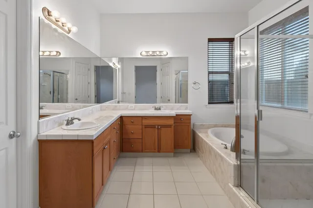 $515,000 | 2445 Kaweah Avenue, Clovis, CA 93619