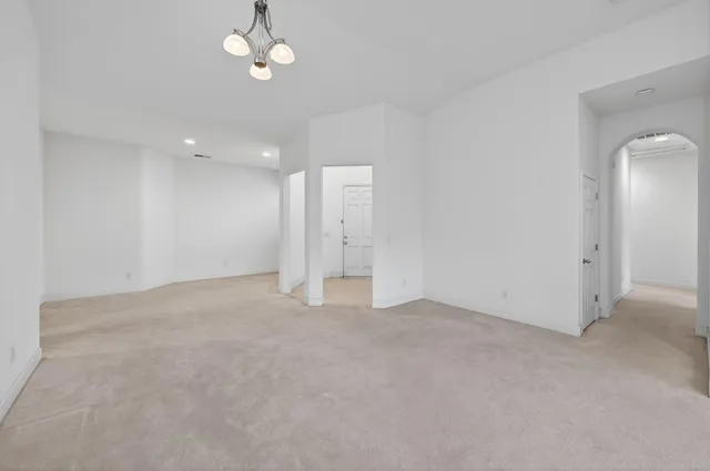 $515,000 | 2445 Kaweah Avenue, Clovis, CA 93619