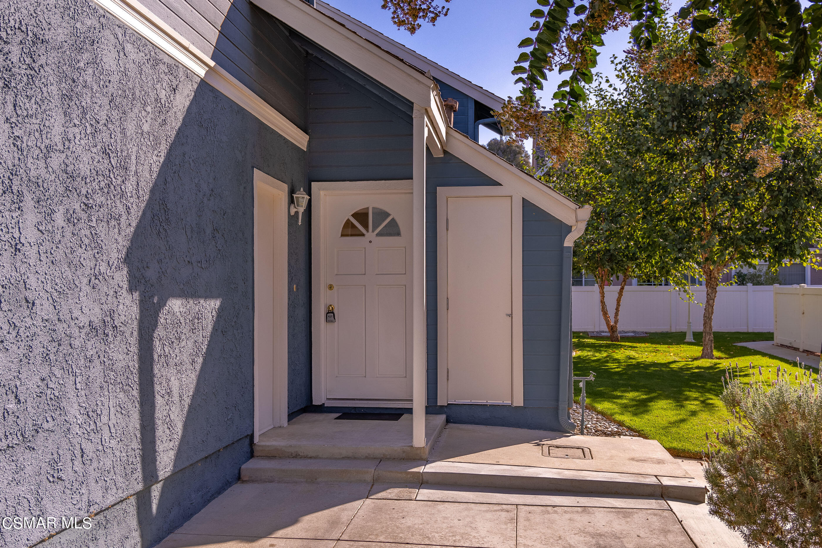 1866 Rory Lane, Unit 1 Simi Valley, CA 93063 - Photo 3 of 25 a backyard of a house with seating space