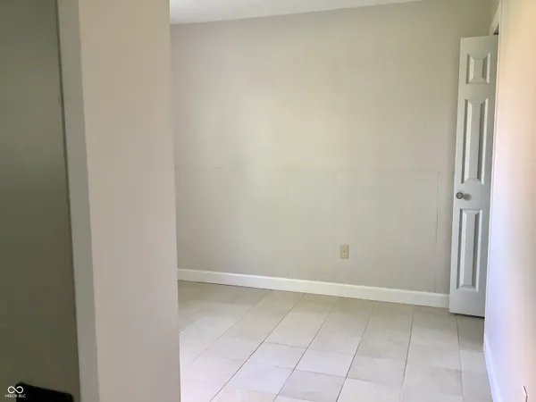 $265,000 | 61 Meadow Creek Boulevard, Whiteland, IN 46184
