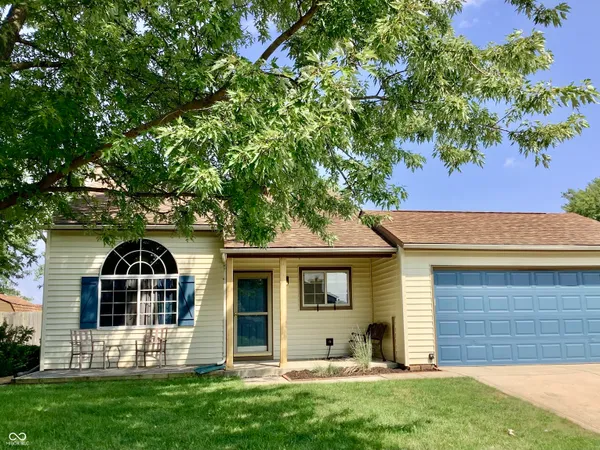 $265,000 | 61 Meadow Creek Boulevard, Whiteland, IN 46184