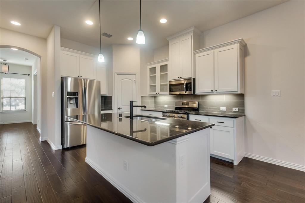 225 East Spring Valley Road Richardson, TX 75081 - Photo 6 of 19