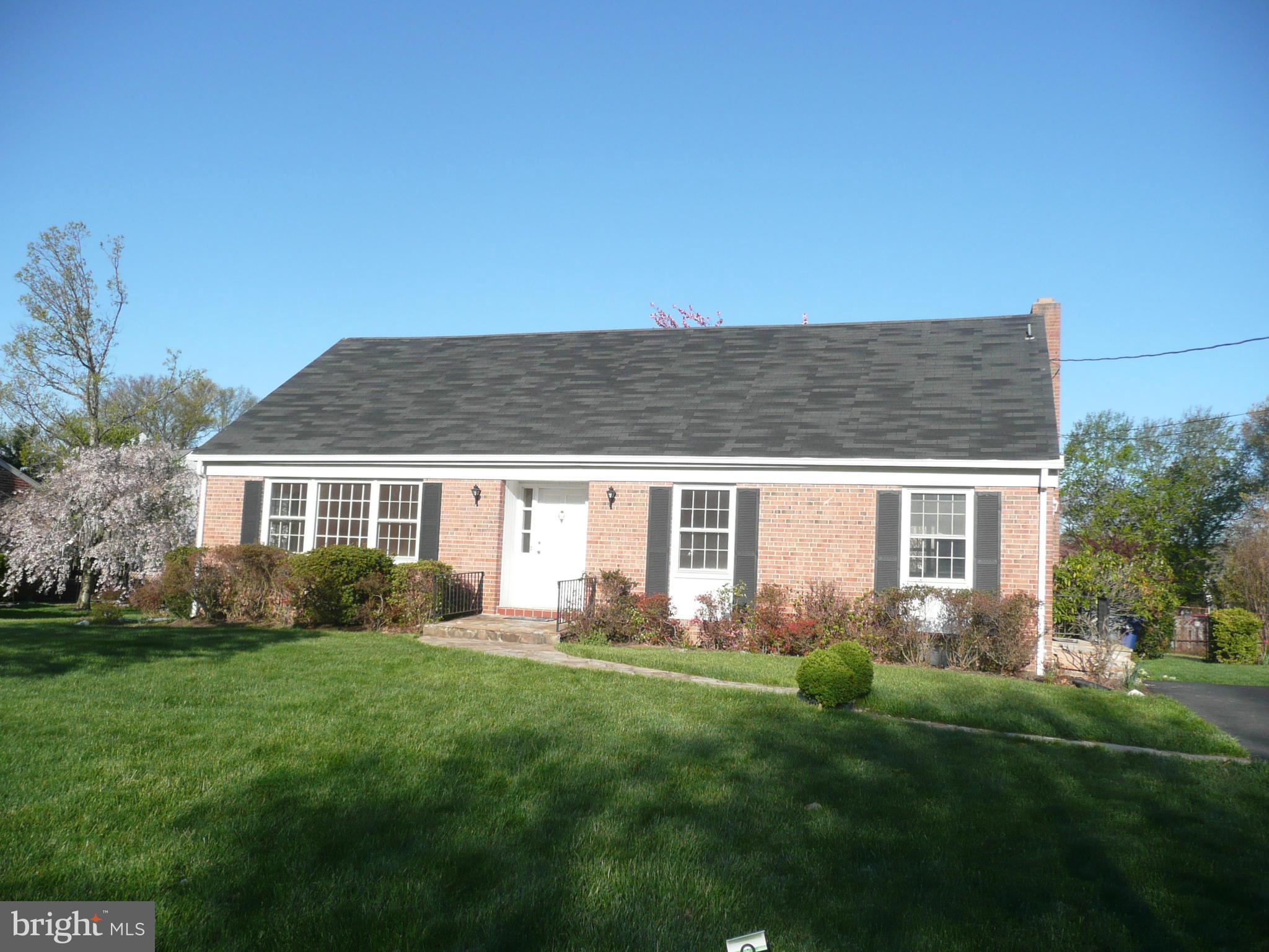 6024 Sumner Road Alexandria, VA 22310 - Photo 20 of 20 Exterior (Front)