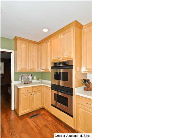 4013 Winston Way Birmingham, AL 35213 - Photo 11 of 31