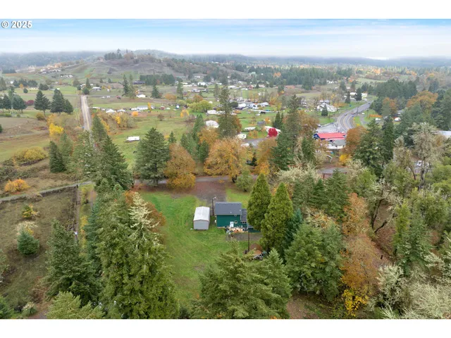 $420,000 | 164 Moon Hill Road, Tenmile, OR 97481