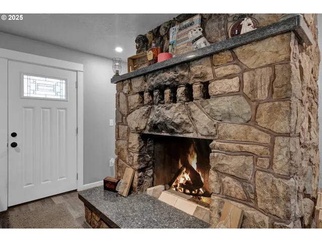 $420,000 | 164 Moon Hill Road, Tenmile, OR 97481