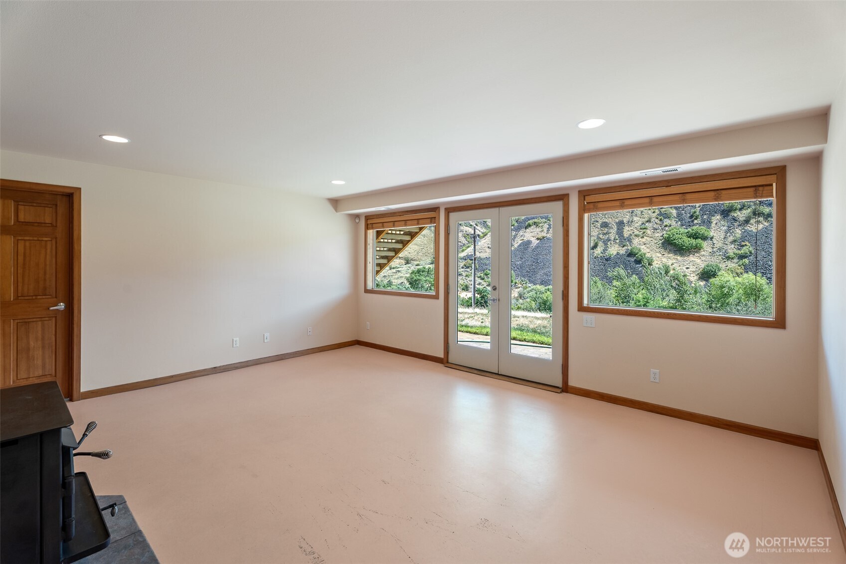 7400 Colockum Road Malaga, WA 98828 - Photo 20 of 37