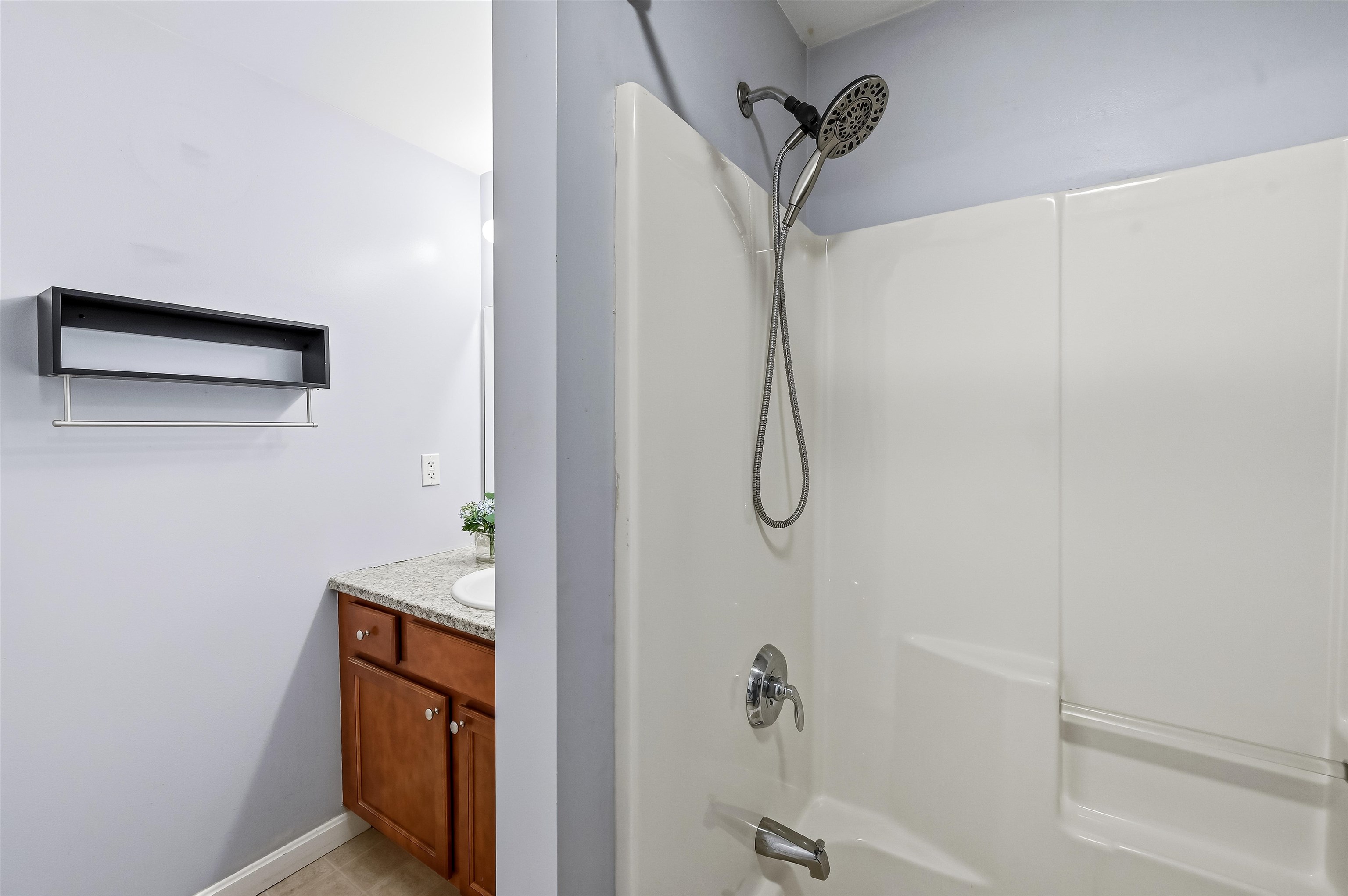 44 Church Street, Unit E Rochester, NH 03839 - Photo 29 of 37