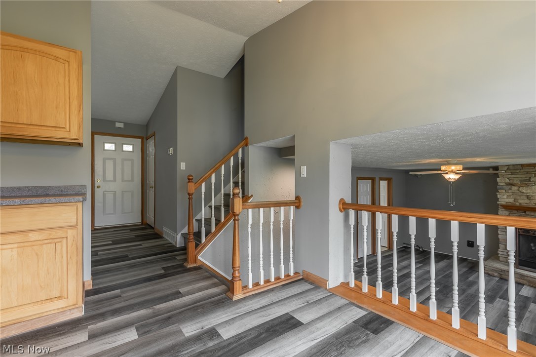 5604 Reef Road Mentor, OH 44060 - Photo 11 of 24
