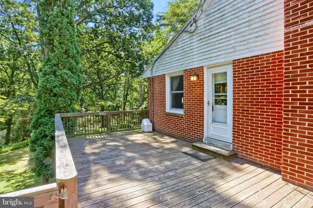 $190,000 | 344 East Broad Street, Williamstown, PA 17098