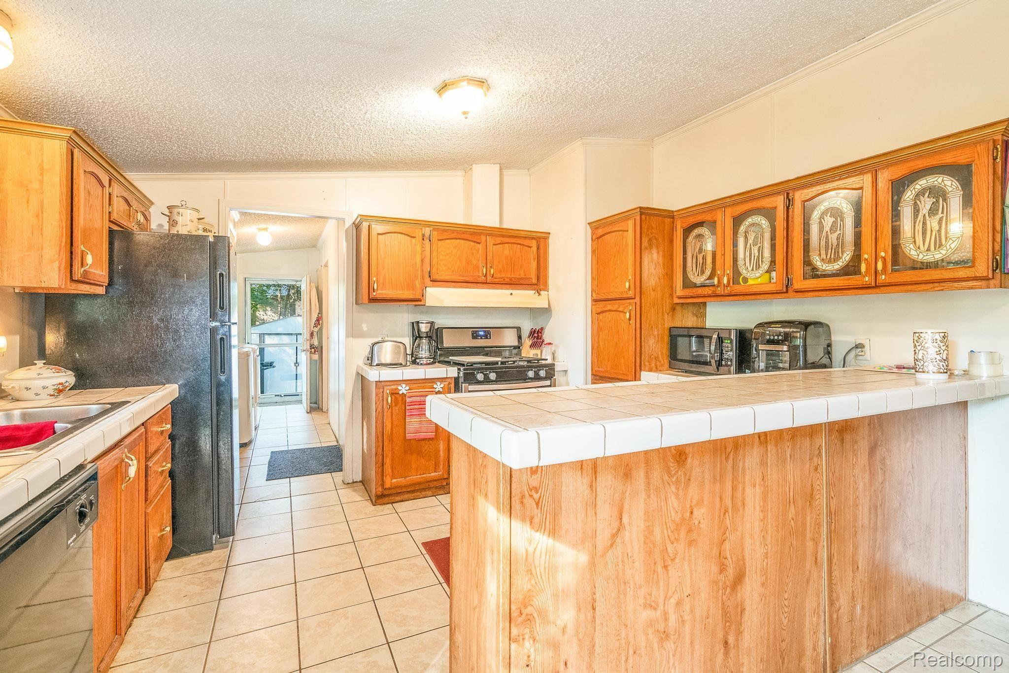 10225 Tuttle Hill Road Maybee, MI 48159 - Photo 18 of 26 Gallery Image 18