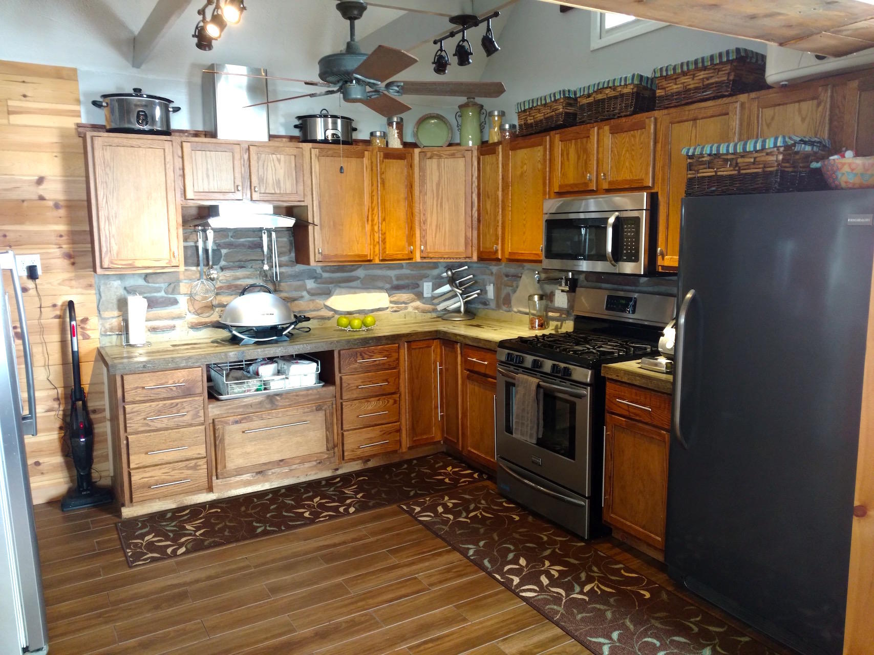 10642 North Whitefish Point Road Paradise, MI 49768 - Photo 8 of 39 Gallery Image 8