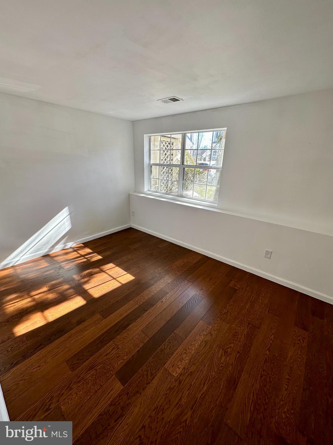 14134 Autumn Circle Centreville, VA 20121 - Photo 9 of 14 Bedroom #3