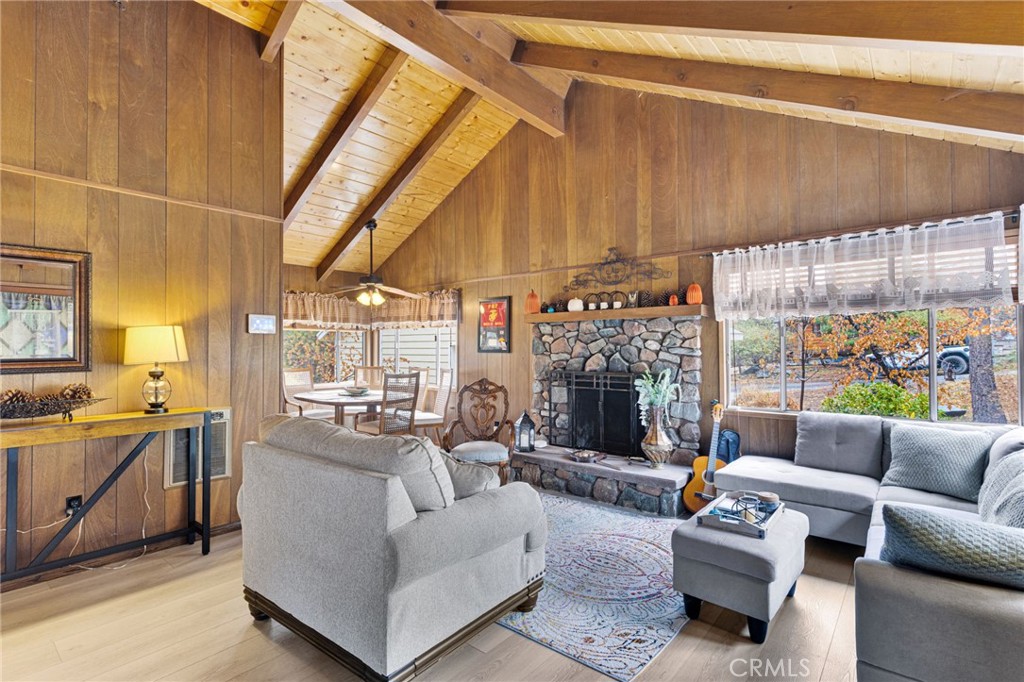 2046 Thrush Road Wrightwood, CA 92397 - Photo 12 of 44