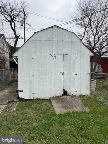 a backyard of a house