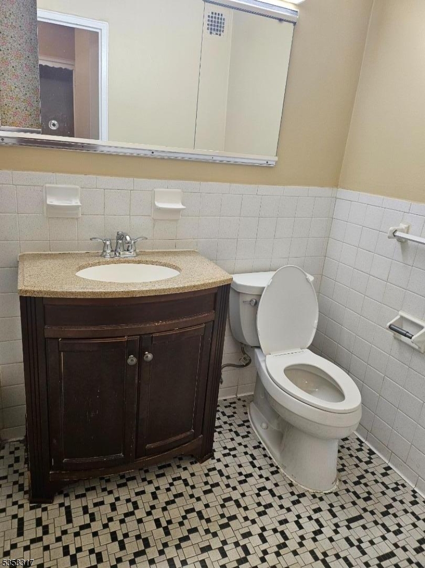 39 East 39th Street, Unit 8G Paterson, NJ 07514 - Photo 6 of 13