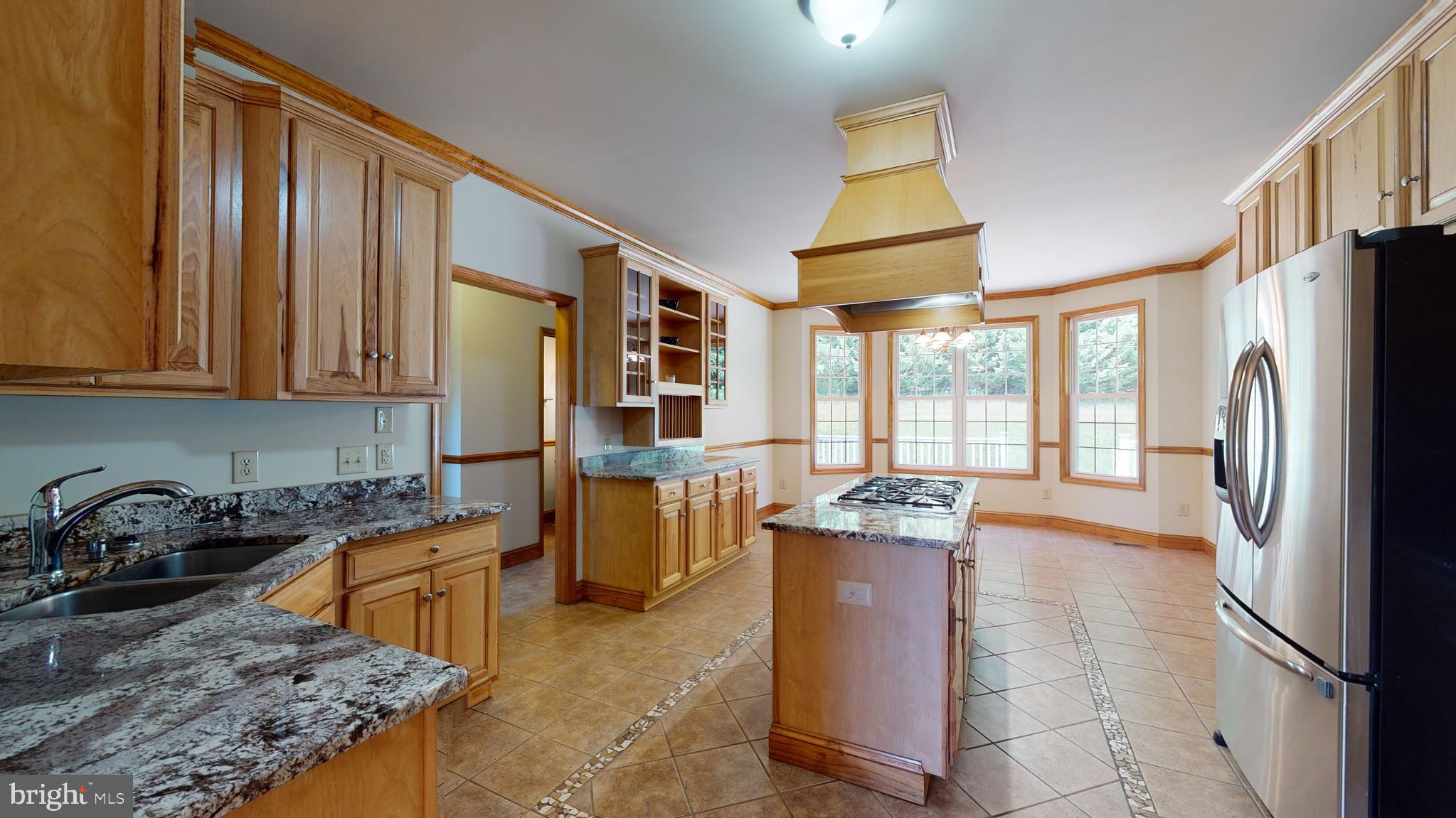 1096 CCC Road Linden, VA 22642 - Photo 4 of 45 Spacious kitchen with island