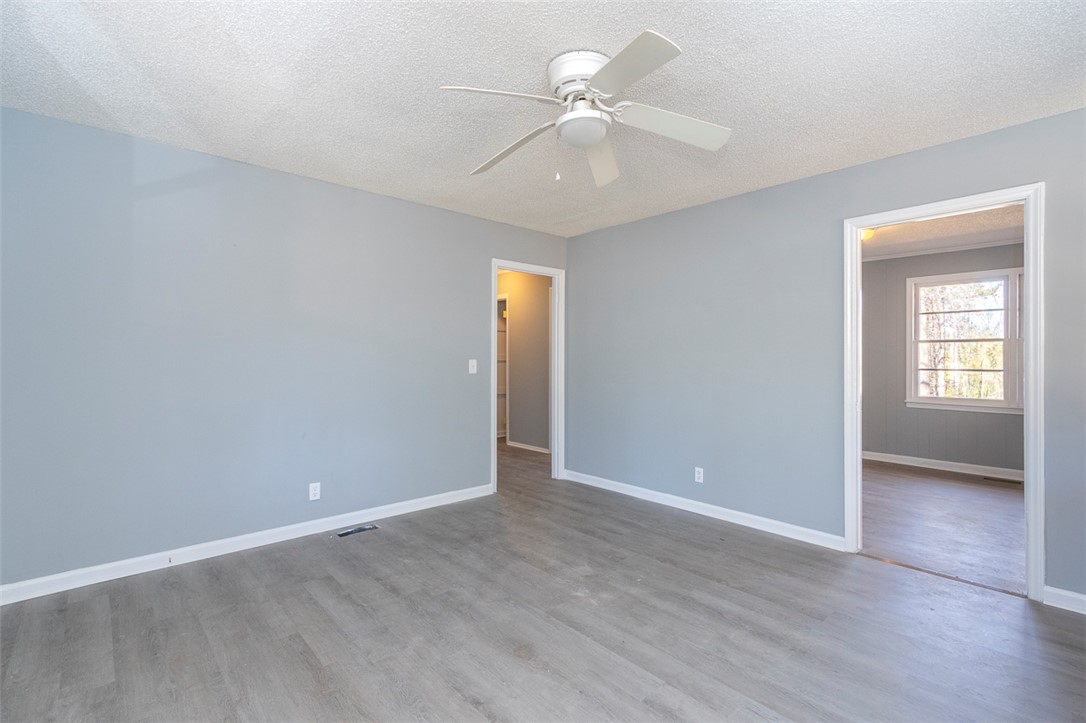 1417 Whiten Road Belton, SC 29627 - Photo 8 of 35