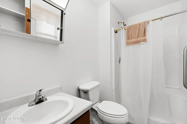 $249,000 | 6216 McNeely Road, Corryton, TN 37721