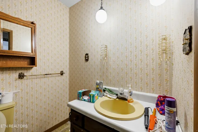 $249,000 | 6216 McNeely Road, Corryton, TN 37721