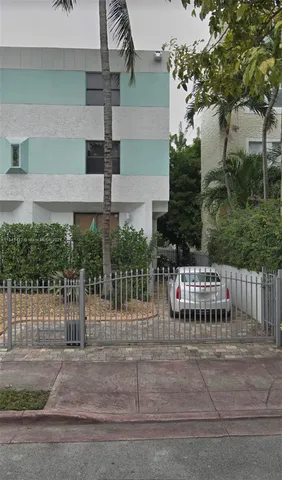 $2,400 | 753 Michigan Avenue, Unit 1A, Miami Beach, FL 33139