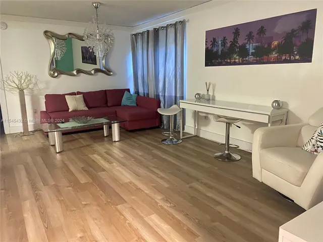 $2,400 | 753 Michigan Avenue, Unit 1A, Miami Beach, FL 33139