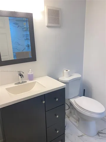 $2,400 | 753 Michigan Avenue, Unit 1A, Miami Beach, FL 33139