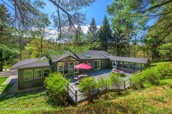 $560,000 | 709 New Concord Road, East Chatham, NY 12060