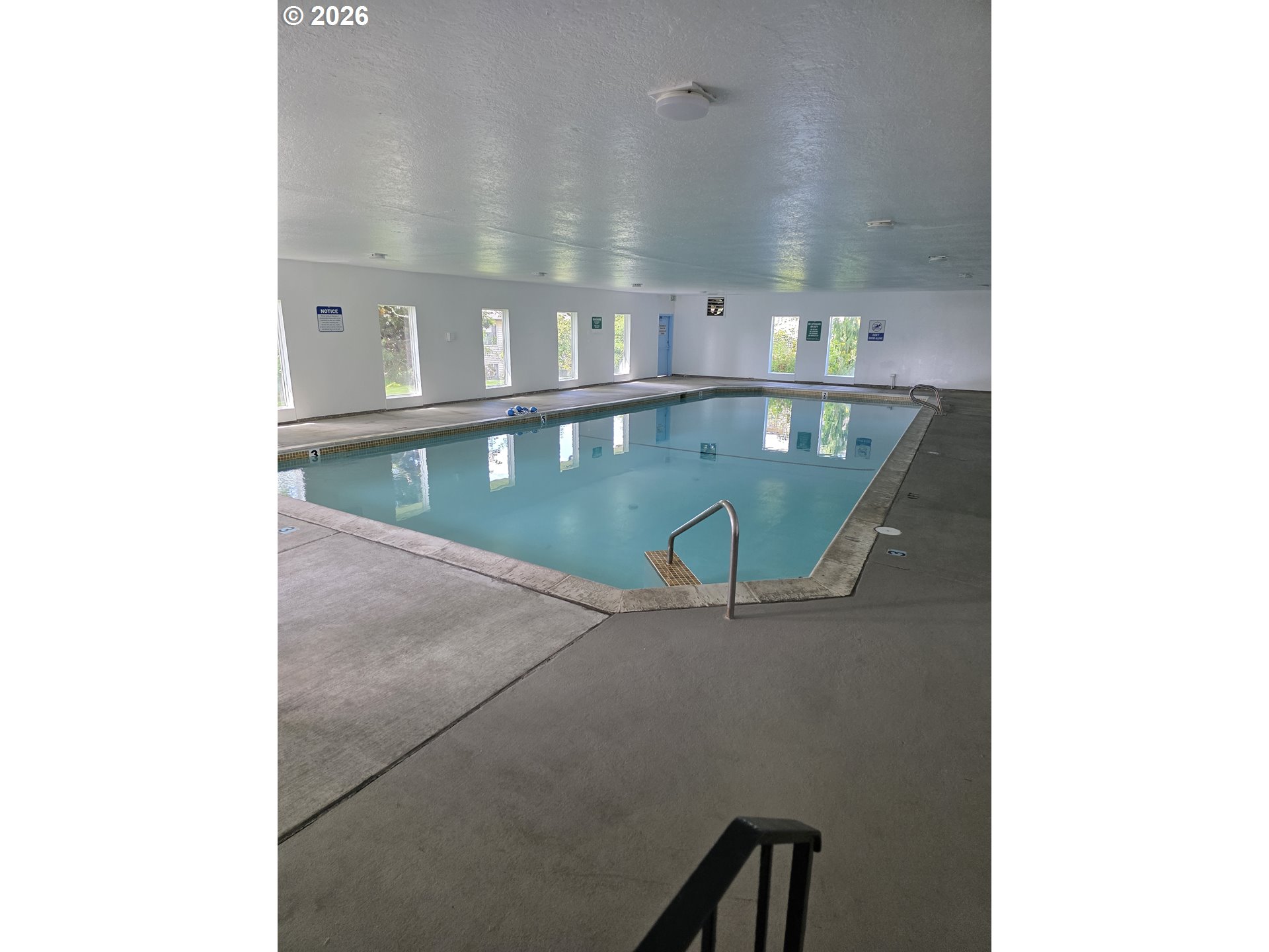 200 Southwest Florence Avenue Gresham, OR 97080 - Photo 32 of 35 Community Pool